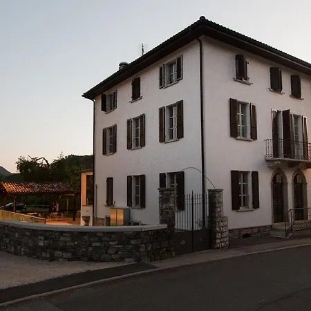 Hotel La Pignatta Arogno
